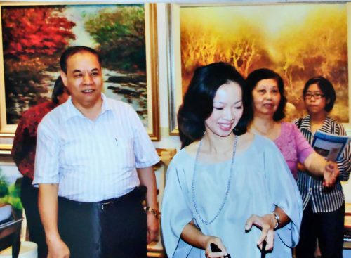 49) 2010 Charity Art Exhibition For St. Luke Hospital Officiated By M.P. Foo Mee Har