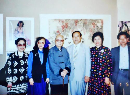 7) 1996 San Francisco USA Art Exhibition, World famous collector Mr CC Wang 王季千(3rd from the left)